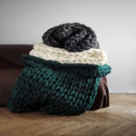 Hand-knitted chunky merino wool blanket - Vignette | Home Cozy Nest
