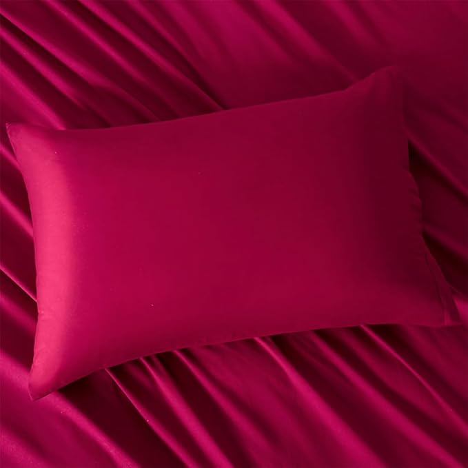 2 Pack Microfiber Zipper Pillowcases, Soft Comfortable Not Shrink Wine Red Pillow Case, Standard Pillow Cases Set of 2 (20x26 Inches)