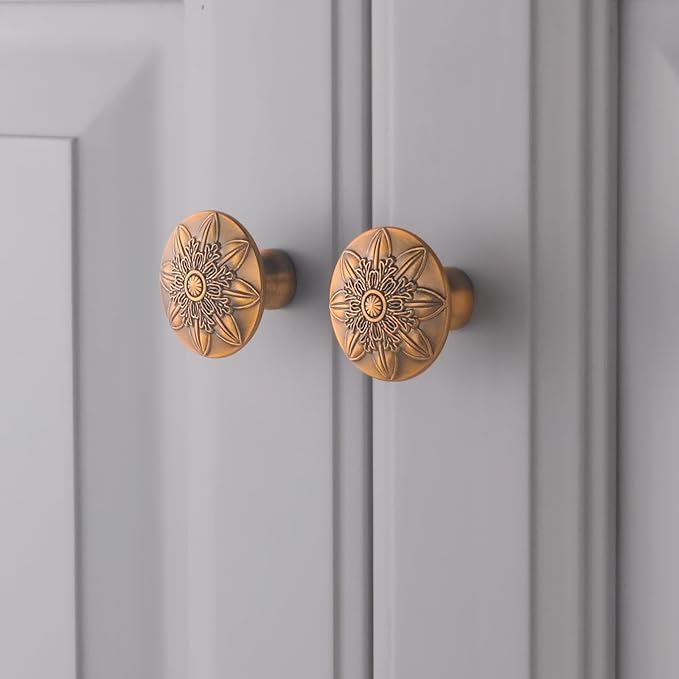 16 Pack Antique Brass Cabinet Hardware Knobs Vintage,1.4" Round Antique Kitchen Cabinet Knobs Handles for Cabinets and Dresser Drawers Vintage Brass Drawer Knobs