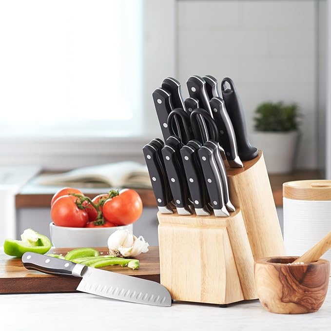 Amazon Basics 18-Piece Premium Kitchen High-Carbon Stainless Steel Blades with Pine Wood Knife Block Set, Black