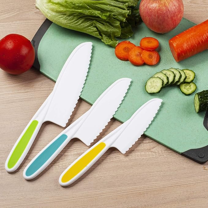 8 Pieces Kids Kitchen Knife Set Plastic Knife - Kids Chef Nylon Knives Children's Safe Cooking for Fruit, Bread, Cake, Salad, Lettuce Knife