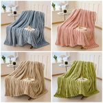 Thick striped blanket - Vignette | Home Cozy Nest