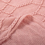 Chaud plaid tricoté à carreaux - Vignette | Home Cozy Nest