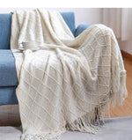 Chaud plaid tricoté à carreaux - Vignette | Home Cozy Nest