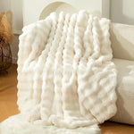White Cozy Throw - Vignette | Home Cozy Nest