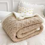 Couverture d'hiver en laine épaisse - Vignette | Home Cozy Nest