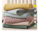 Couverture de lit en coton gaufré à carreaux pour l'été - Vignette | Home Cozy Nest
