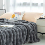 Couverture de luxe - Vignette | Home Cozy Nest