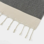 Couverture en coton turc avec pompons décoratifs - Vignette | Home Cozy Nest