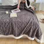 Couverture en laine de mouton - Vignette | Home Cozy Nest