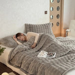couverture moelleux en velours - Vignette | Home Cozy Nest