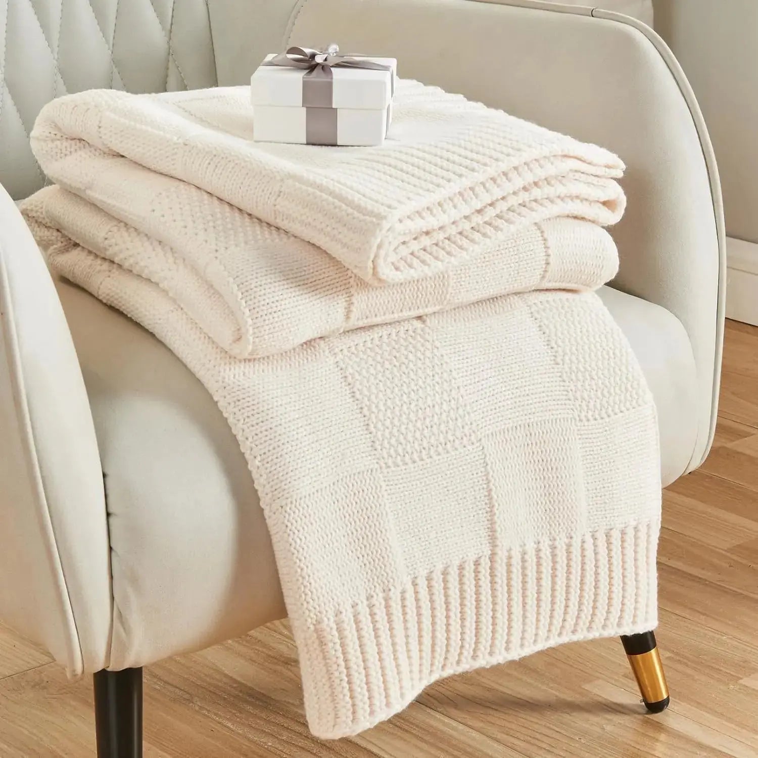 Couverture tricotée en laine blanc