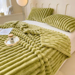 Thick striped blanket - Vignette | Home Cozy Nest