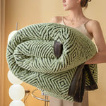 Couverture polaire chaude en jacquard de luxe "Sun" - Vignette | Home Cozy Nest