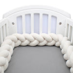 Tour de lit tressé pour bébé - Vignette | Home Cozy Nest